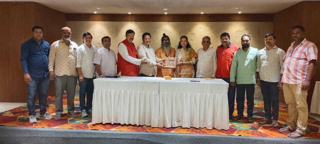 Gau Rakshak Meeting: United Voices for Cattle Protection Ahead of Bakrid